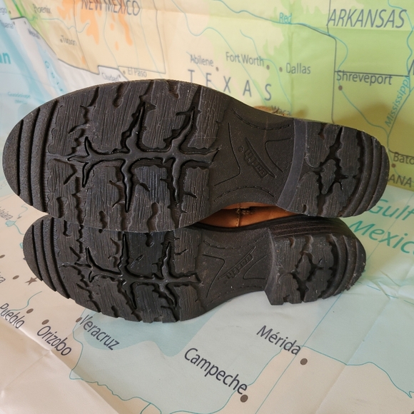 Earth Brown Leather Moto Buckle Boots Size 9.5 - Picture 13 of 13